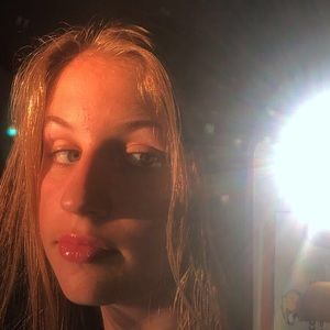 Meet your Posher, Reese